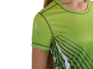 Close-up of the personalized women’s sports T-shirt in an intense shade of green. Lightweight, breathable fabric. Design your own pattern at AMGS Group and stand out during training!